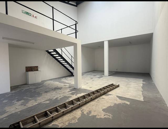 147M² WAREHOUSE FOR SALE IN BARBEQUE DOWNS
